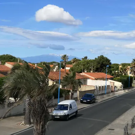 A 150 M De La - T3 Confort - 4 Pers - Roussillon - 3 Apartament